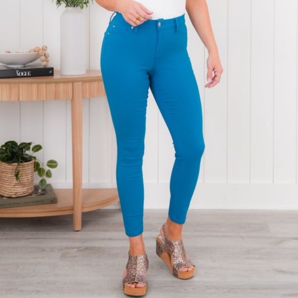 NWT YMI Mid Rise Blue Hyper Stretch Skinny Jeans size small - Picture 7 of 8